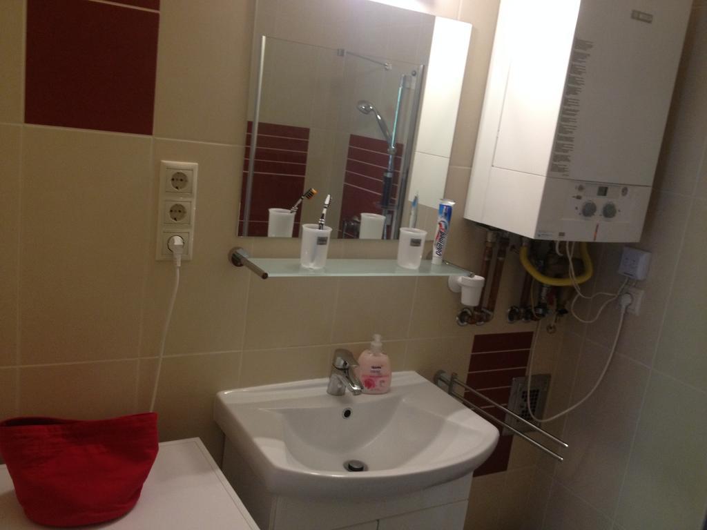 Platan Apartman Βουδαπέστη Δωμάτιο φωτογραφία